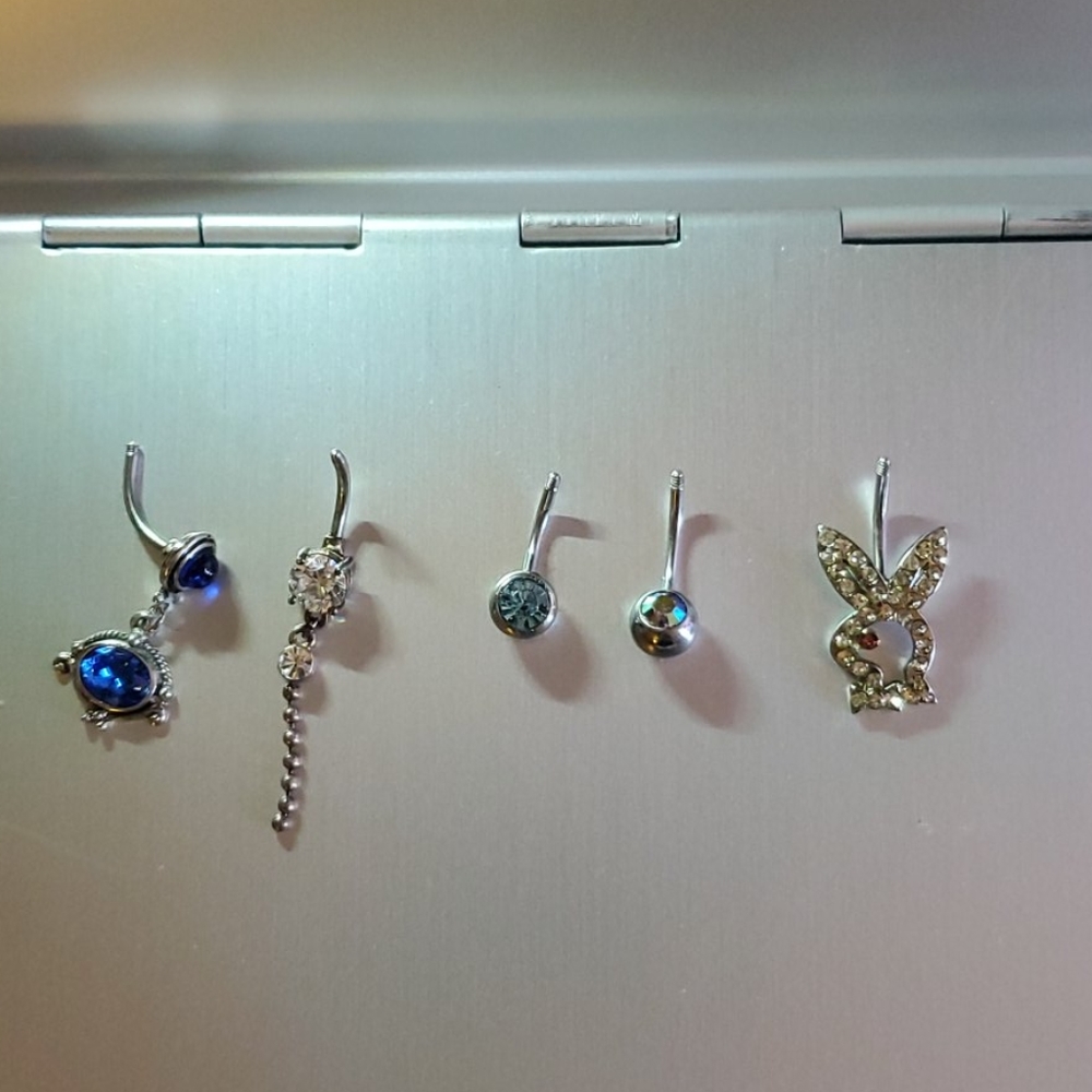 Bellybutton rings( playboy,mulit-colored)